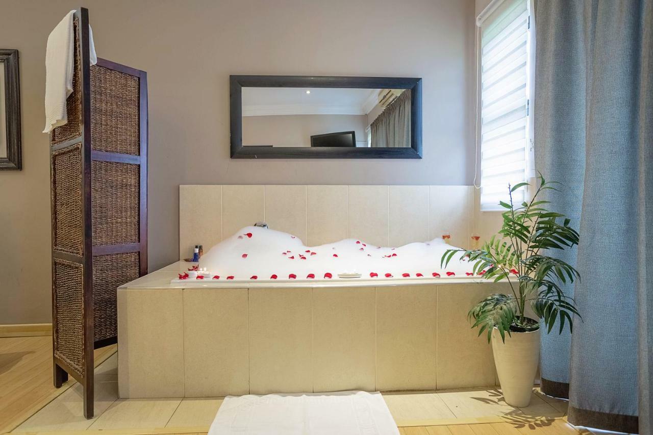 הארטביספורט Three Oaks And An Aloe Boutique Hotel מראה חיצוני תמונה
